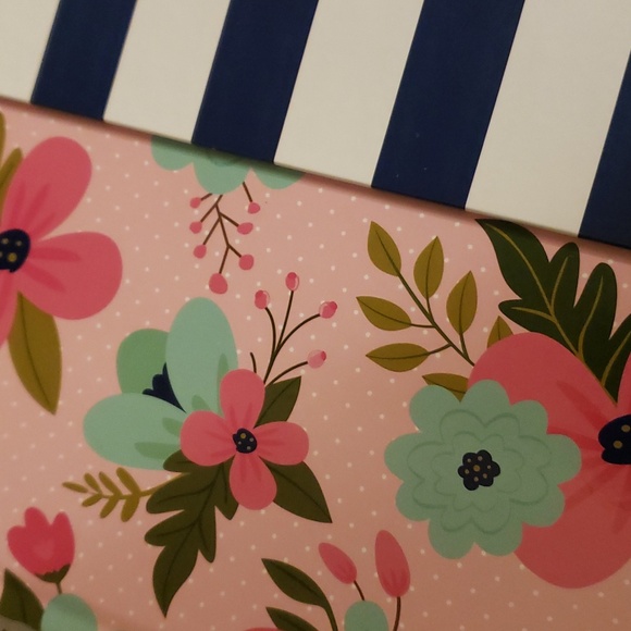 Rimemo Mixed Print Hardcover Magnetic Closure Journal Notebook - Picture 3 of 11